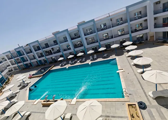 Mirage Bay Aquapark Sam 3* Hurghada